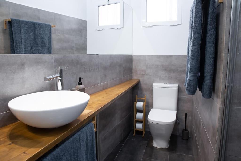 Encantador Apartamento Reformado En Tetuan By Bebalmy Madrid Esterno foto
