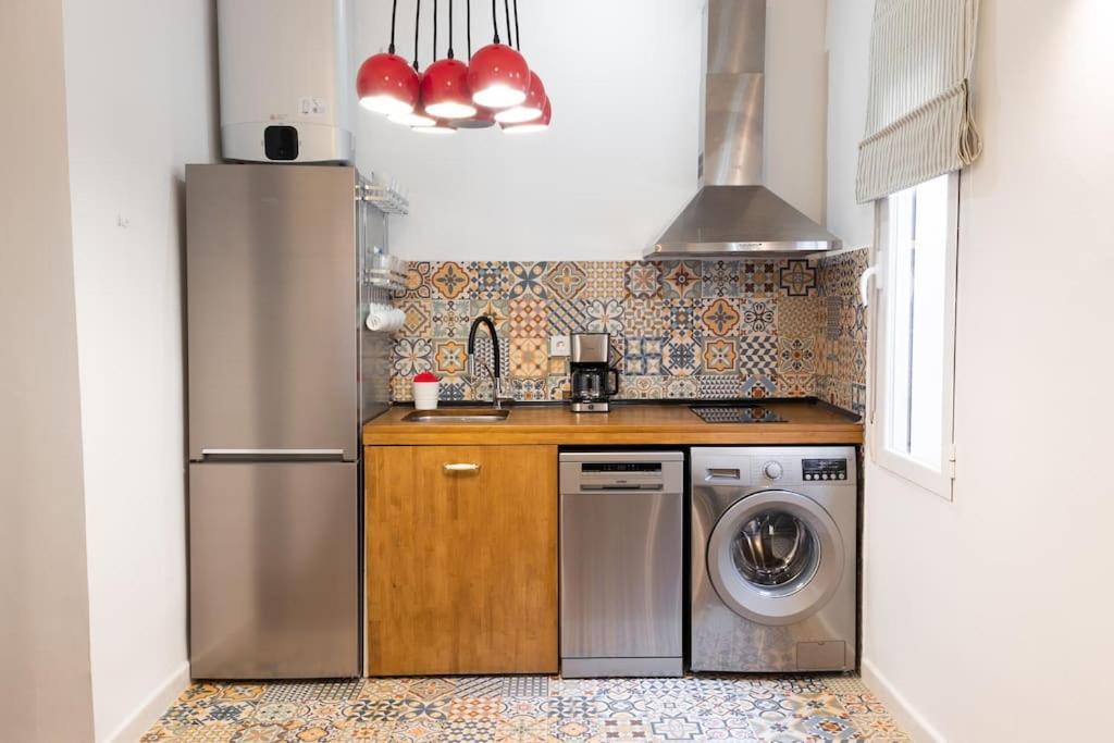 Encantador Apartamento Reformado En Tetuan By Bebalmy Madrid Esterno foto