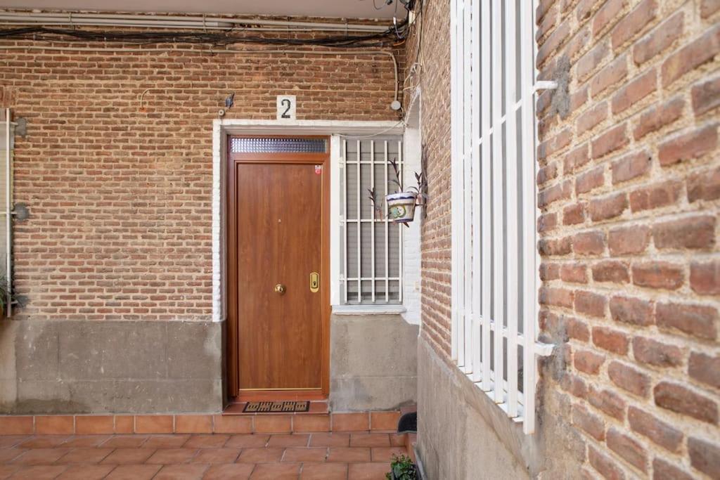 Encantador Apartamento Reformado En Tetuan By Bebalmy Madrid Esterno foto